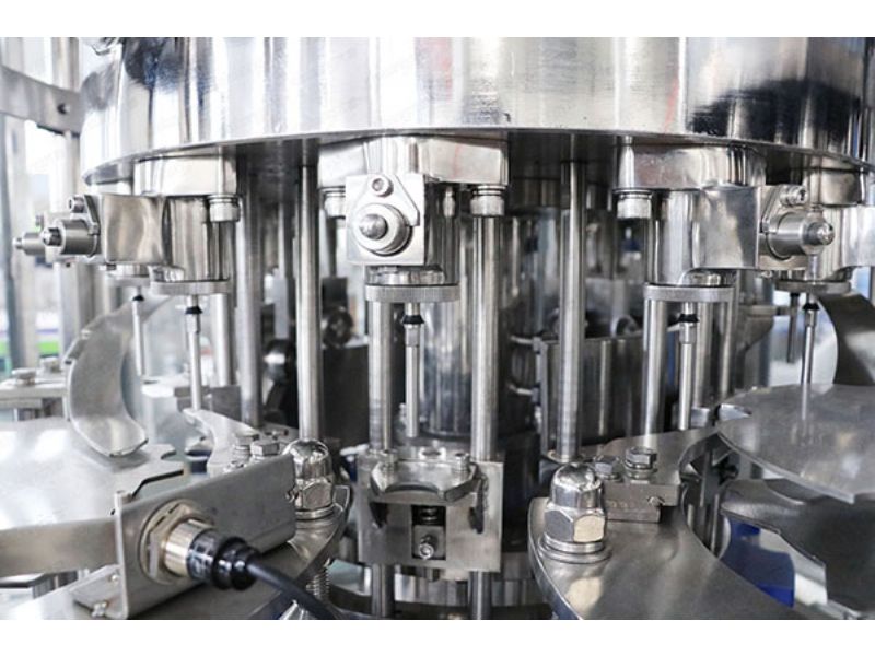 https://www.datong-machine.com/images/carbonated-soft-drink-filling-machine/156-automatic-carbonated-beverage-soft-drink-plant-filling-production-line-for-sale_1_800.webp